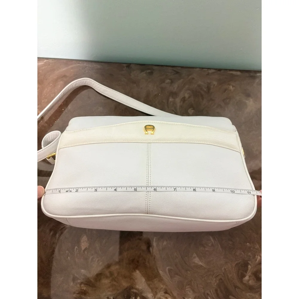 Etienne Aigner Leather Shoulder Bag‎ White Top Zip Pockets